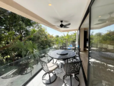 Modern Condo Jungle Retreat Hotels in Puerto Aventuras