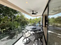 Modern Condo Jungle Retreat Hotels in Puerto Aventuras