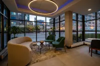 هوليداي إن آند سويتس وينيبيج داون تاونا باي آيتش جي فنادق في وينيبيغ