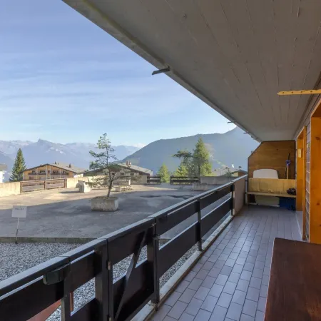 Central Apartment in La Tzoumaz - Last Minute Deal