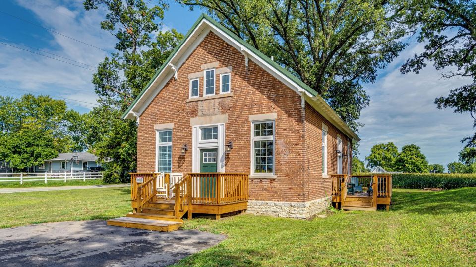 West Lafayette Home ~ 3 Mi to Purdue Campus!