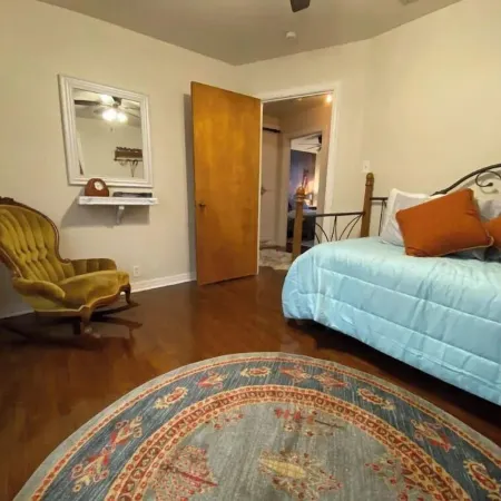 Rambler *pet friendly* garage private deck