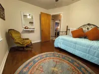 Rambler *pet friendly* garage private deck