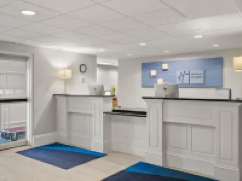 Holiday Inn Express & Suites NEW BUFFALO, MI by IHG Hotels in New Buffalo