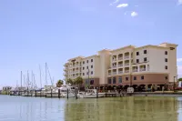 Courtyard St. Petersburg Clearwater/Madeira Beach Hotels near Seminole Water Front Park