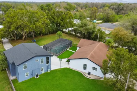 Luxury Tropical Pool Villa – Spacious Escape for Large Groups, Sleeps 22+