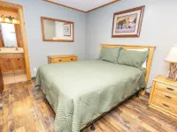 Springmaid Mountain Retreat & Stables Hotels in Mitchell County