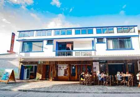 Hostal Leon Dormido Отели рядом с достопримечательностью «Cerro de las Tijeretas»