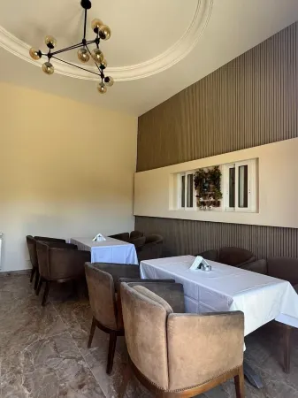 Terminal K Hotel Bhamdoun Отели в г. Barouk