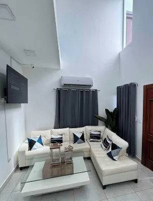 Enchanting villa with 4-Bedroom in Gaspar Hernandez Hotel di 