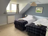 Owl Cottage, in Rural Farm Location with Games Room Hotels in Jedburgh