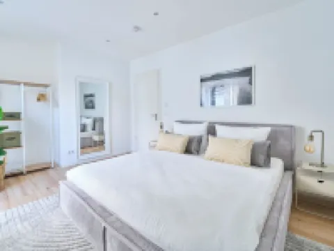 Bernstein Apartment #2 on the Goitzsche with direct lake view Hotels in Pouch