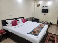 Private Room 2 - Paddy's Luxurious Home Sta