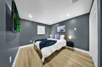 Central Miami Family Entertainment Home Hotels in Tamiami