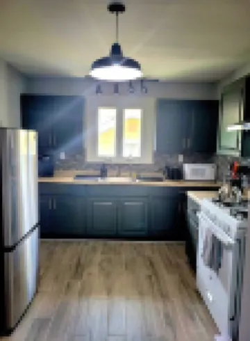 Charming 2-bedroom apartment with AC, WiFi in lovely Rutherford