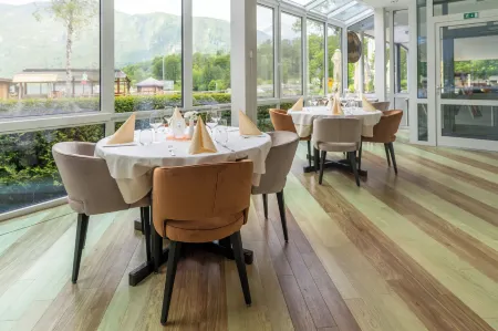 Hotel Jezero Отели в г. Бохінь