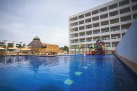 Los Picos Hotel & Suites Bucerias - Beach