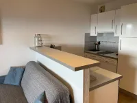 2 ROOMS EXCEPTIONAL SEA VIEW 5 min WALK FROM BEACH AND RAYOL VILLAGE (VAR) 헤이욜-까나델-슈흐-메흐 호텔