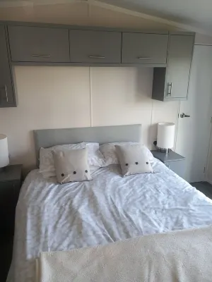 Valley View -panoramic views of Rame Peninsula