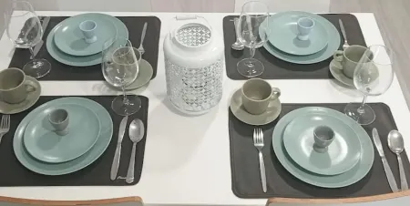 Loft in the villa, swimming pool, parking, enclosed garden.