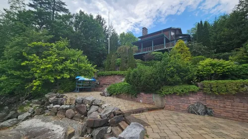 Lakeside Retreat at Schroon LakeSpacious home with direct lakeside access