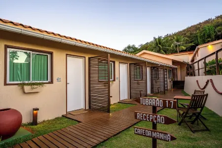 Pousada Tubarão Отели в г. Vila dos Remedios