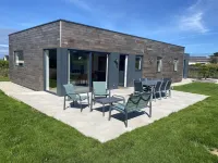 Ker Melen single-storey wooden house 5 minutes from the beach (Finistère, Brittany) Hotels in Cleder