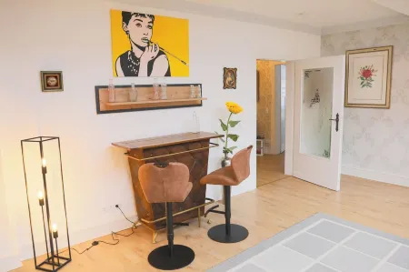 Exclusive city studio with 3 bedrooms in art nouveau villa & Hercules view for 8 guests