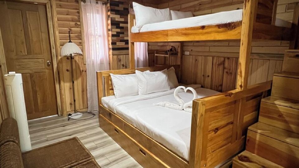 Spacious 5-bedroom wooden chalet in peaceful Sagada with WiFi