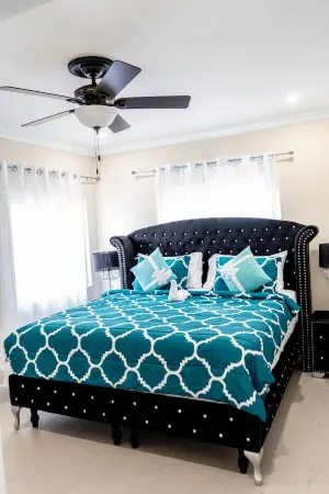 Royal oceanpointe beachfront Villa