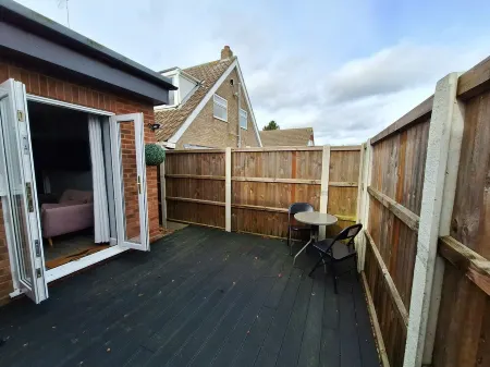 Boutique Annexe Close To Central Norwich & Airport Отели в г. Хеллесдон