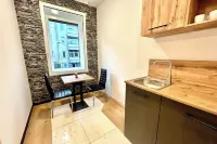 HONOR - Royal Retreat