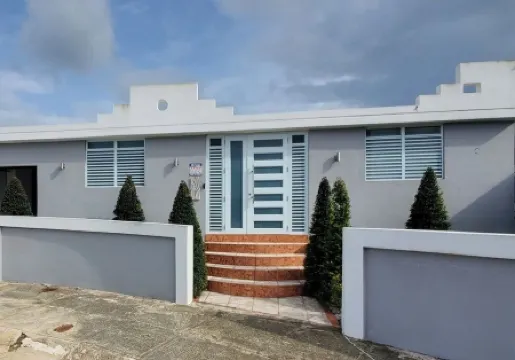 Luquillo Escape with  Pool and generator