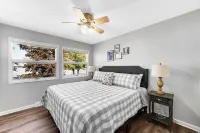 New! Sunset Shores: Lakefront home with private pier/huge fenced yard!