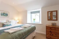 Perfectly located to enjoy breathtaking sea views of Porthleven beach  & harbour Hotels in Porthleven