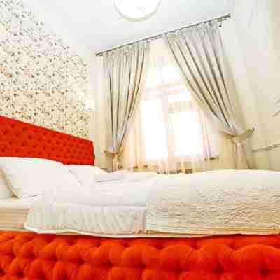 Barokko Terrassa in the Center of Poltava, Alex Apartments Rooms