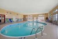 Comfort Suites - Pools