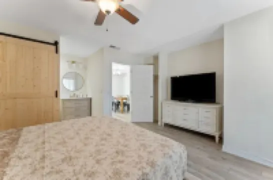 Winter Specials - Chic Boho Style - FirePit - 20Min to Six Flags - 10Min to Rafb