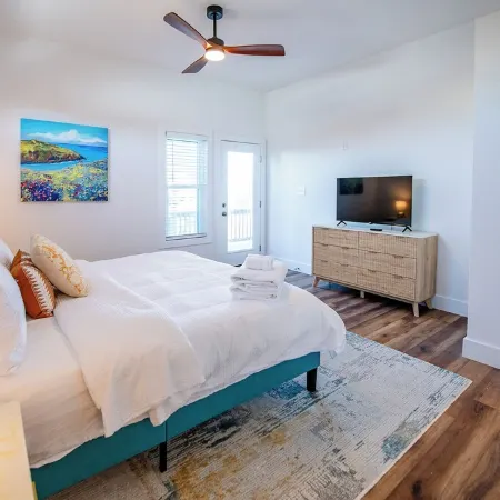 "What A Great Location" - Oceanview Home, Steps to Beach, Bike/Walk To Fun/Food!