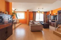 Large duplex with all amenities.