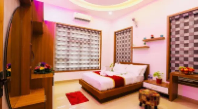 Love Shore Luxury Private Pool Villa near Thusharagiri Waterfalls