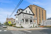 Beach Block! Luxory 7-bedroom house in Ventnor City with WiFi, AC Hotel di Ventnor City