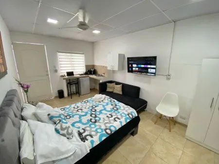 Suite privada nueva en Via Samborondón-Guayaquil Отели в г. Самборондон