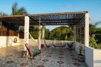 Charming 2-bedroom villa in wonderful Chuburná Puerto with WiFi, AC Hotels in Chuburna