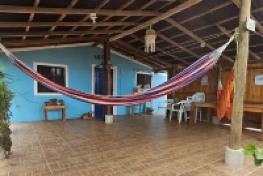 Charming 2-bedroom house with WiFi, AC in Dibulla, ocean view.