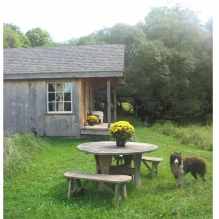 Farm Stay in Catskills FarmHand Cabin