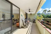 Honu Hale Minutes Away from the Beach!