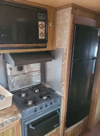 Upgraded Motorhome with Outside Patio Отели в г. Оркатт