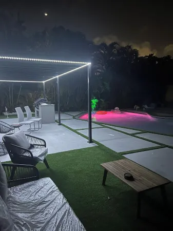 TULUM HOUSE MIAMI SALTWATER HEATED POOL LARGE PRIVATE BACKYARD NEAR BEACH Отели рядом с достопримечательностью «Музей современного искусства»