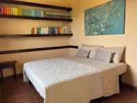 Villa Lucia with infinity pool and garden in an oasis of peace (Wi-Fi) 馮塔尼比安奇酒店